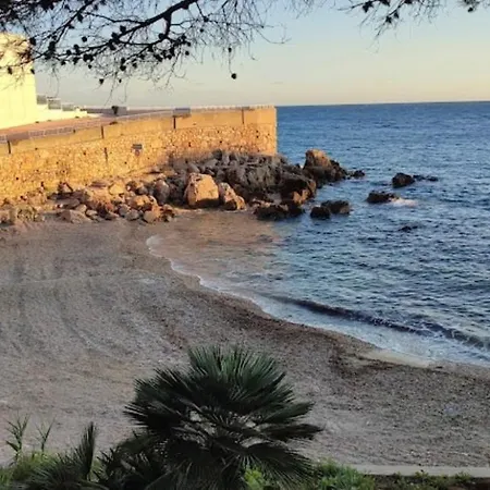 Les Perles Marines