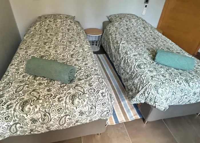 Les Perles Marines *